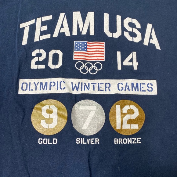 Unisex Team USA 2014 Olympic Winter Games Large gold silver bronze Tshirt. EUC - Picture 5 of 5